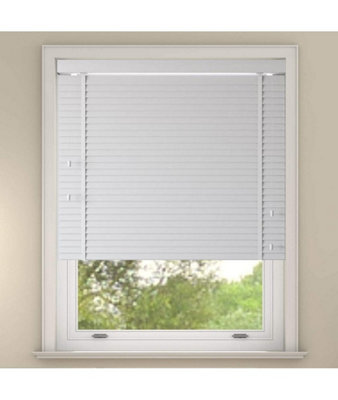 180Cm White Faux Wood Venetian Blind With Strings 160Cm Drop - image 1