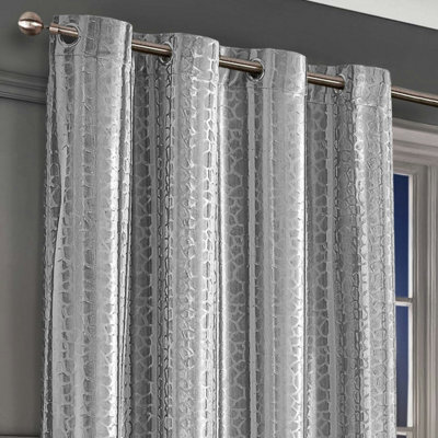 Intimates Verity Crushed Velvet Ready Made Eyelet Curtains - Silver