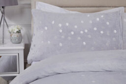 Smart Living Luxury Fleece Polka Dot Duvet Cover With Pillowcases - thumbnail 2