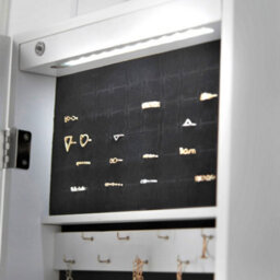 CARME Home Amelia White Mirrored Jewellery Cabinet - thumbnail 7