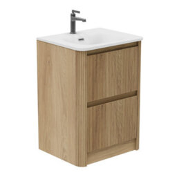 Plum&clay Isla Ribbed Fluted Oak 2 Drawer Freestanding Bathroom Vanity Unit & White Basin Set (W)600mm