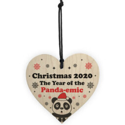 Red Ocean Funny Christmas Tree Decoration Wood Heart Bauble Quarantine Lockdown Gift - thumbnail 5