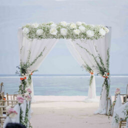 Living And Home Artificial White Rose Flowers Arrangement For Home Wedding Decoration - thumbnail 2
