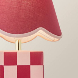 Valuelights Evie Burgundy Ceramic Checkerboard Table Lamp With Scallop Shade - thumbnail 4