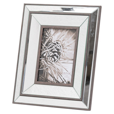 Hill Interiors Tristan Mirrored Wood Photo Frame 5X7 - image 1