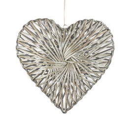 Red Hamper H183 Wicker Medium Heart Wreath Grey Wash Finish - thumbnail 1