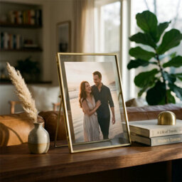 "Nicola Spring Standing Metal Photo Frames - 6"" X 8"" - Gold - Picture Frame Freestanding Frame Display Poster Frame - Set Of 5" - thumbnail 7