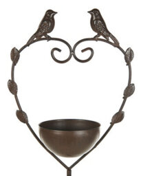 Wyld And Coco Naturenest Heart-Shaped Iron Bird Bath With Ground Stand, Vintage Brown, 150 Cm Height - thumbnail 3