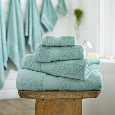 Deyongs Egyptian Embrace Egyptian Cotton Bathroom Towels 550Gsm Fluffy, Soft & Absorbent