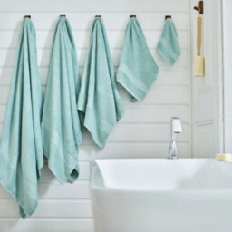 Deyongs Egyptian Embrace Egyptian Cotton Bathroom Towels 550Gsm Fluffy, Soft & Absorbent - thumbnail 2
