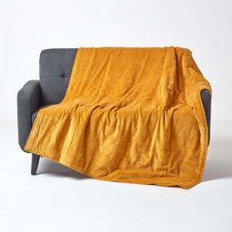 Homescapes Mustard Velvet Quilted Throw, 125 X 150 Cm
