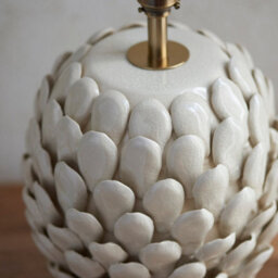 Loops Elegant Ivory Crackle Table Lamp Bases - 2 Pack With Aged Brass Finish - thumbnail 4