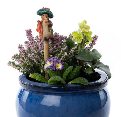 Jardinopia Beatrix Potter Benjamin Bunny Cane Or Stake Topper (Ccbp0002C) - L5 X W4.5 X H9 Cm - image 1