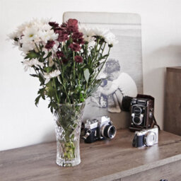Crystal Glass Short Flower Vase - thumbnail 4