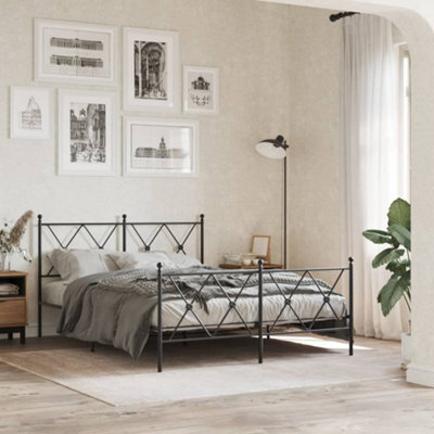 Berkfield Metal Bed Frame Without Mattress With Footboard Black 140X190Cm - image 1