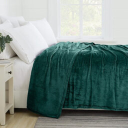 Ameha Fleece Plain Blanket, Lightweight & Reversible Throw For Travel, Bed & Sofa Blanket, Emerald Double 150X200Cm - thumbnail 5