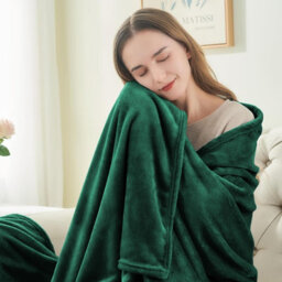 Ameha Fleece Plain Blanket, Lightweight & Reversible Throw For Travel, Bed & Sofa Blanket, Emerald Double 150X200Cm - thumbnail 1