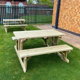 Rutland County Garden Furniture Tinwell Walk-In Picnic Table - 5Ft Width X 6Ft Length (Rounded Edges) - thumbnail 5