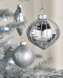 WeRChristmas Silver Glass Christmas Baubles, 20 Pack - thumbnail 4
