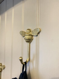 Brass Bee Coat Hook - Brass Finish - Iron - thumbnail 4
