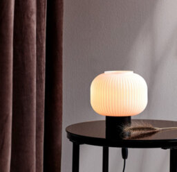 Nordlux Milford Glass Table Lamp Hand Blown Glass Black,mains