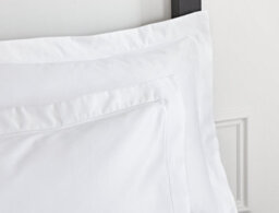Bianca Fine Linens Luxury 800 Thread Count Cotton Sateen Oxford 50X75Cm + Border Pillow Case With Envelope Closure White - thumbnail 2