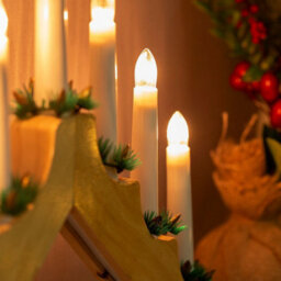 The Christmas Workshop 70730 Wooden Christmas Candle Bridge - thumbnail 6