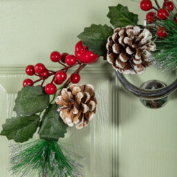 Samuel Alexander 45Cm Hanging Christmas Wreath With Red Berries And Frosted Pinecones - thumbnail 3