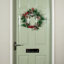 Samuel Alexander 45Cm Hanging Christmas Wreath With Red Berries And Frosted Pinecones - thumbnail 2
