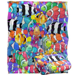 Royce Mcclure Silky Humbugs And Clownfish Supersoft Blanket Multicoloured (152Cm X 127Cm) - thumbnail 2