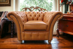 Chesterfield Club Chair Old English Buckskin Leather In Balmoral Style - thumbnail 4