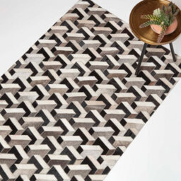Homescapes Grey & Black Geometric Leather Rug, 90 X 150 Cm - thumbnail 1