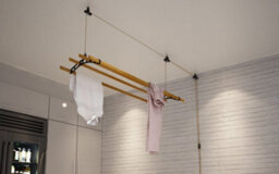 6 Lath Victorian Ceiling Mounted Black Clothes Airer Kit With Additional Pulley  - 2.0M Long By Lowenergie - thumbnail 2