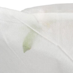 Harbour Housewares Plant Fleece Frost Protection Covers With Drawstring - 80Cm X 100Cm - Pack Of 2 - thumbnail 6