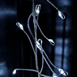 Samuel Alexander 5.5M 880 Led Indoor Outdoor Christmas Door Lights In Cool White - thumbnail 7