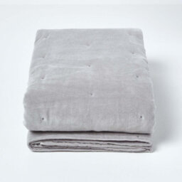 Homescapes Light Grey Velvet Quilted Throw, 125 X 150 Cm - thumbnail 2