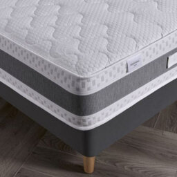 Rest Relax Sleep Stratford Quilted Memory Foam Coil Sprung Mattress - Double 4Ft6 - thumbnail 4