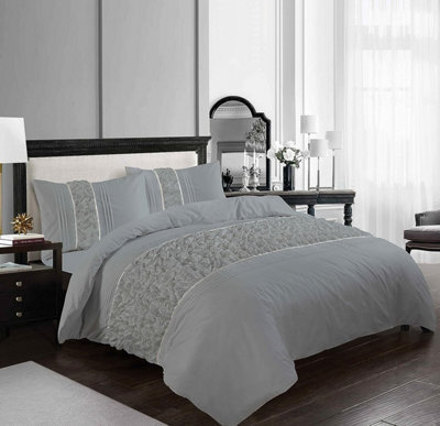 Homes & Linen Ruffled Diamond Lace Sequence Aurora Luxury Bedding Easy Care Polycotton Duvet Cover Set - image 1