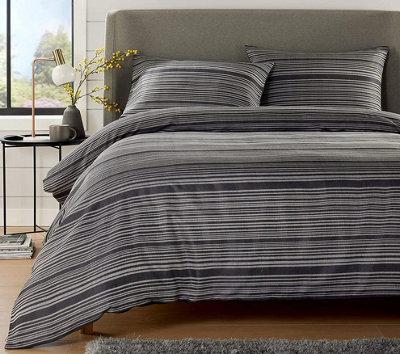 Stripe Jacquard Duvet Set In Grey - King