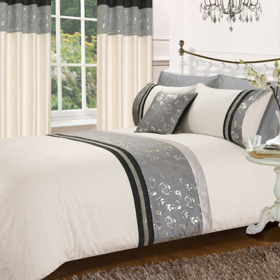 Intimates Foil Printed Luxury Duvet Cover Set With Pillowcase, Modern Chic Bedroom Decor, Lightweight & Wrinkle-Resistant - Black