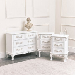 Melody Maison Antique White 4 Drawer Chest Of Drawer & Pair Of 3 Drawer Bedside Tables - Pays Blanc Range - thumbnail 1