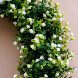 Primrose Baby's Breath Artificial Flower Wreath With Hanging Loop 45Cm - thumbnail 3