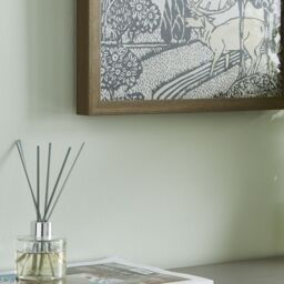 Laura Ashley Trecastle Stag Natural Framed Print (H)30Cm X (W)40Cm - thumbnail 4