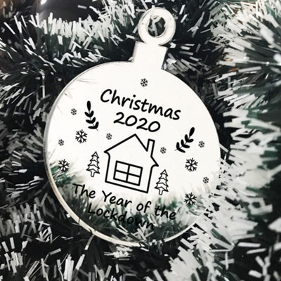Red Ocean Christmas 2020 Engraved Bauble Lockdown Gift Christmas Tree Decoration Family Gift - image 1
