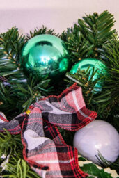 Christmas Tree World 180Cm Decorated Mixed Pine Garland With Tartan Bows - thumbnail 6