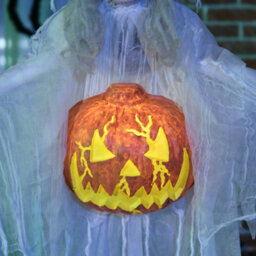 Homcom Hanging Witch Prop Life Size With Sound And Motion Activated - thumbnail 8