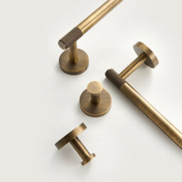 Excel Home Pair Of Bathroom Hooks, Antique Brass Finish, Solid Brass Construction, Modern Wall Hooks For Towels & Robes, Stylish & Durable - thumbnail 2