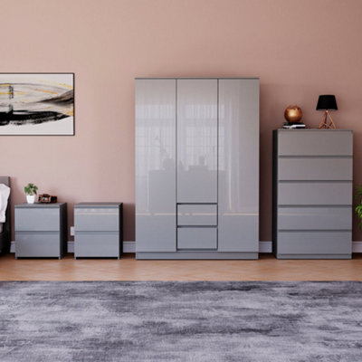 Lassic Vida Designs Glinton 4 Piece Grey Fsc Bedroom Set - (5 Drawer Chest, 3 Door Wardrobe, 2 Drawer Bedside Chest X2) - image 1