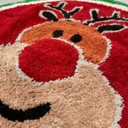 Allure Bath Fashions Christmas Tufted Rudolph Round Bath Mat - thumbnail 2