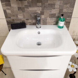 Plum&clay Eden Gloss White Wall Hung Vanity Unit With Round Resin Basin (W)640mm - thumbnail 3